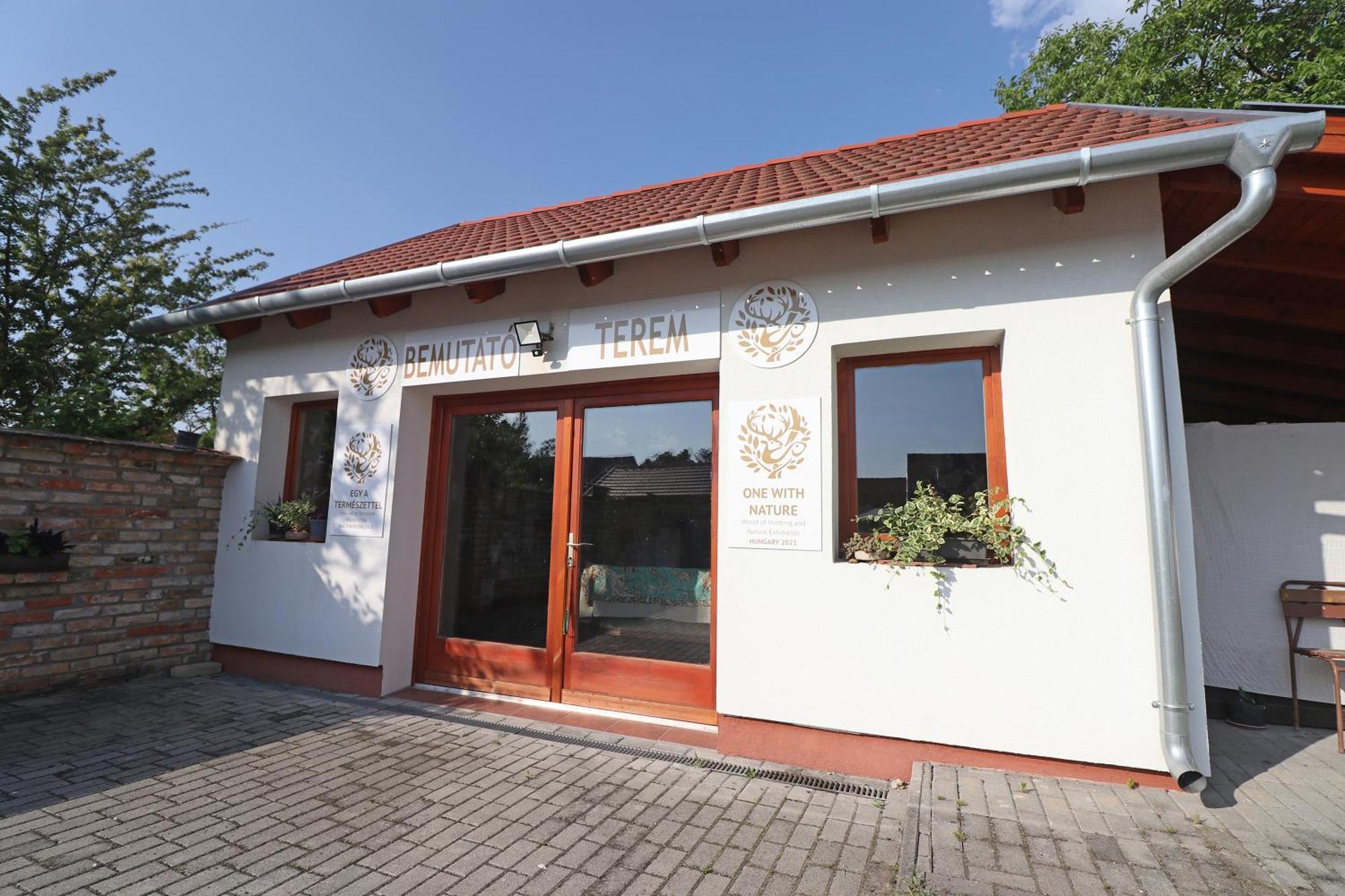 Fuezesi Papa Vendeghaza Hotel Harta Buitenkant foto