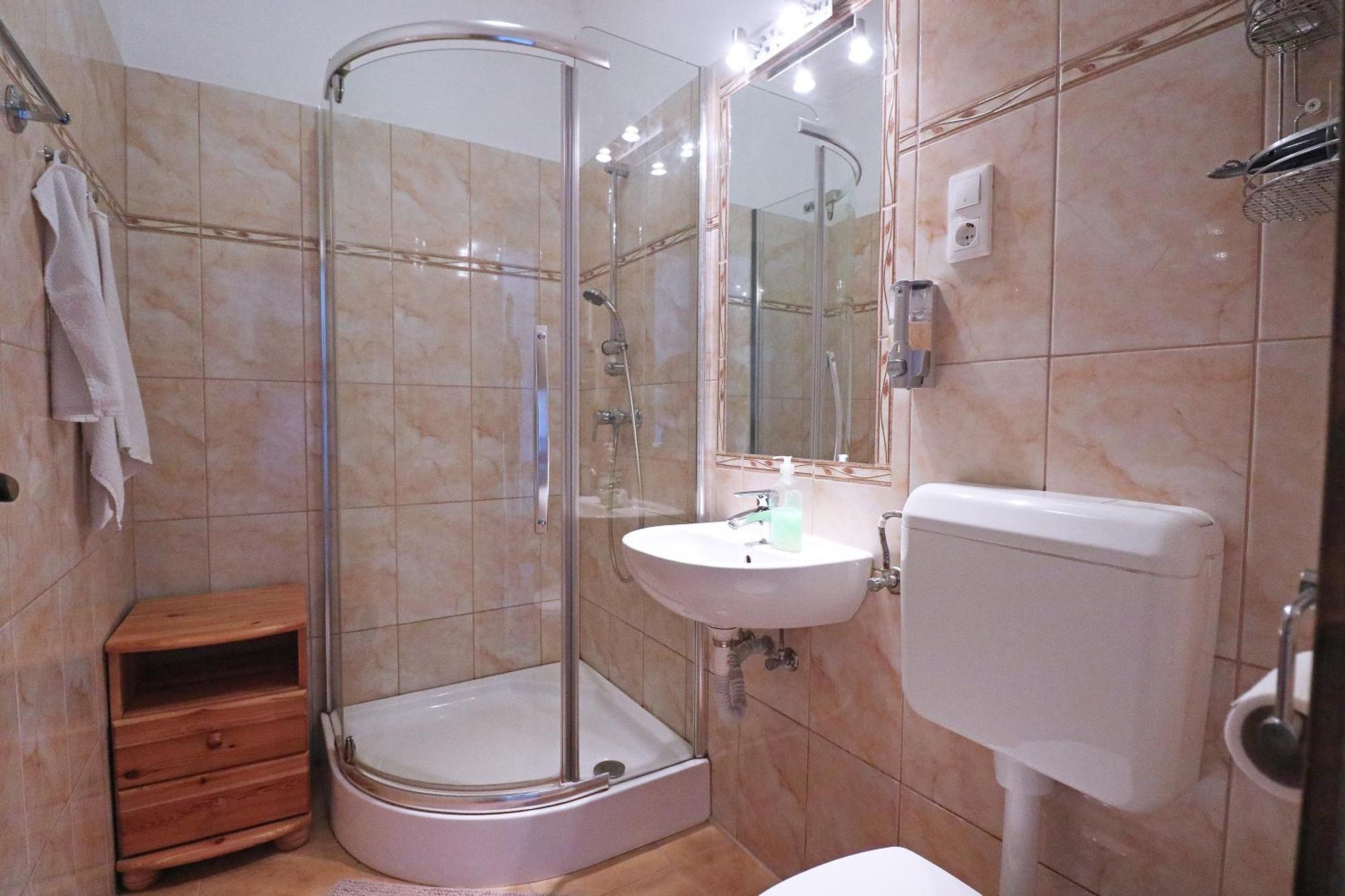 Fuezesi Papa Vendeghaza Hotel Harta Buitenkant foto