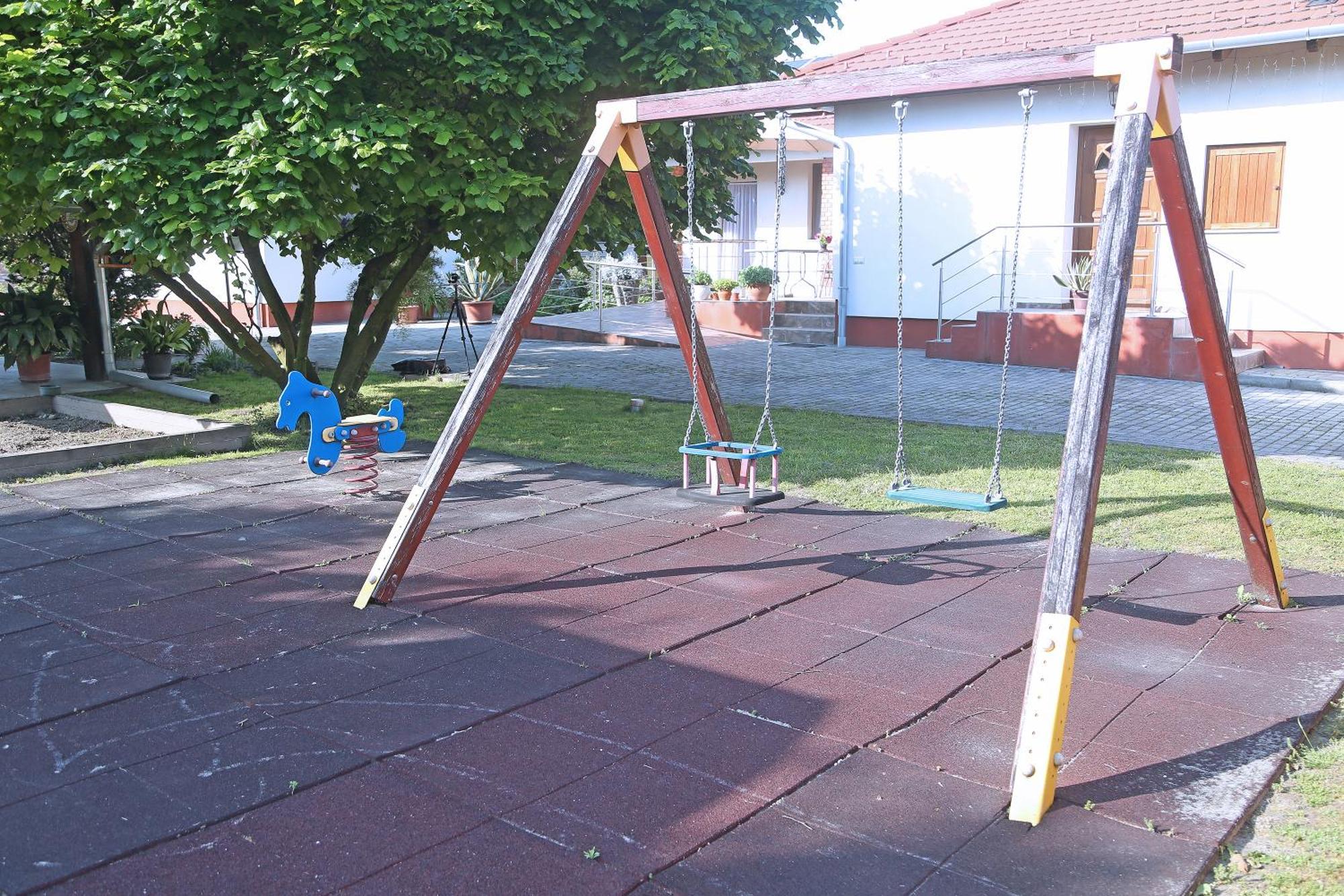 Fuezesi Papa Vendeghaza Hotel Harta Buitenkant foto
